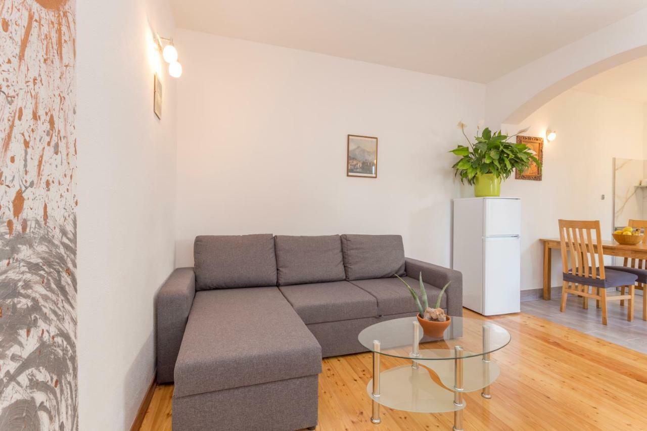 Apartments Gilve Χβαρ Εξωτερικό φωτογραφία