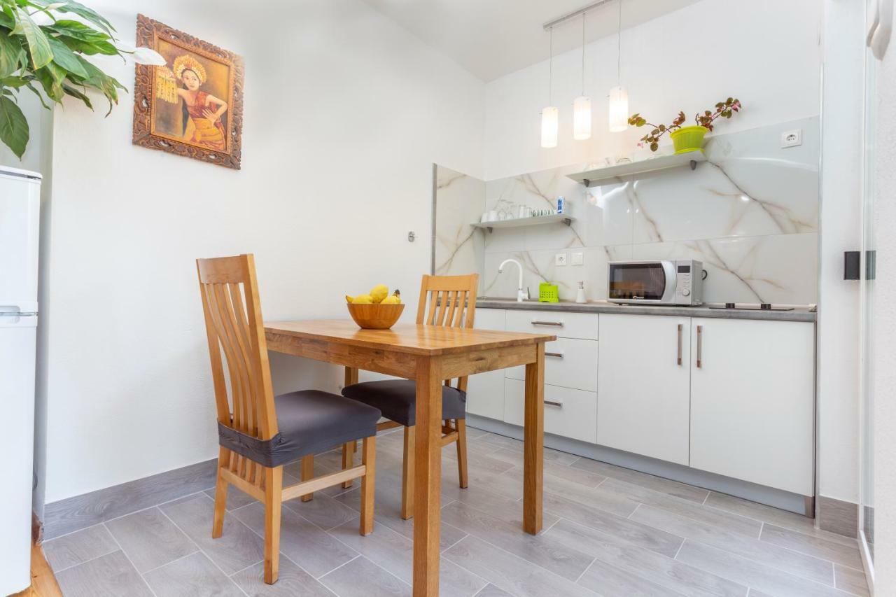 Apartments Gilve Χβαρ Εξωτερικό φωτογραφία